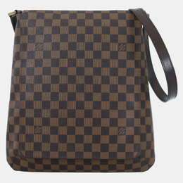 Louis Vuitton: Коричневая сумка  Musette