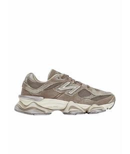 NEW BALANCE: Коричневые кроссовки 