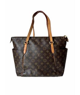 LOUIS VUITTON: Сумка 