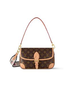 LOUIS VUITTON: Сумка 