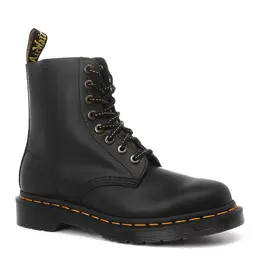 Dr. Martens: Чёрные ботинки 