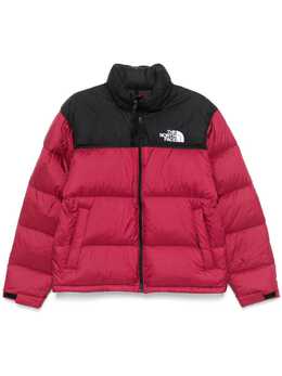 The North Face: Красная куртка  Nuptse