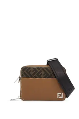 Fendi: Коричневая сумка 