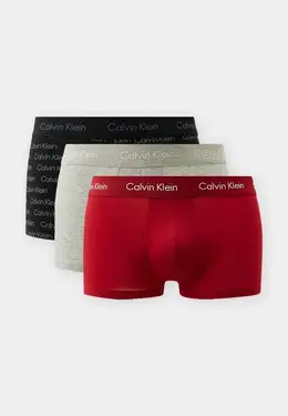 Calvin Klein Underwear: Красные трусы 