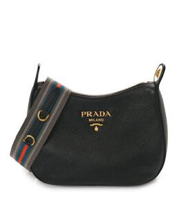 PRADA: Чёрная сумка 