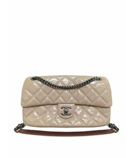 CHANEL: Розовая сумка 