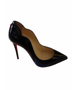 CHRISTIAN LOUBOUTIN: Чёрные туфли 