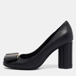 Salvatore Ferragamo: Чёрные туфли 