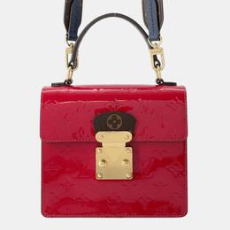 Louis Vuitton: Красная сумка 
