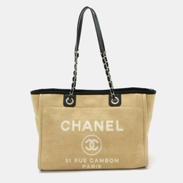 Chanel: Бежевая сумка-шоппер 