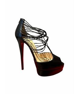 CHRISTIAN LOUBOUTIN: Босоножки 