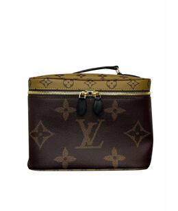 LOUIS VUITTON: Косметичка 