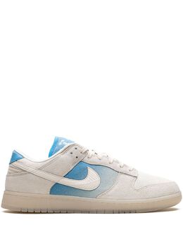 Nike: Белые кроссовки  Dunk Low