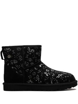 UGG: Чёрные ботинки  Classic Mini