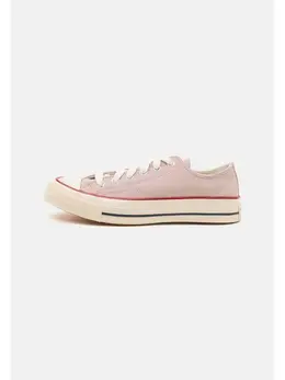 Converse: Розовые кеды 