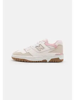 New Balance: Бежевые кроссовки  550