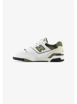 New Balance: Белые кроссовки  550