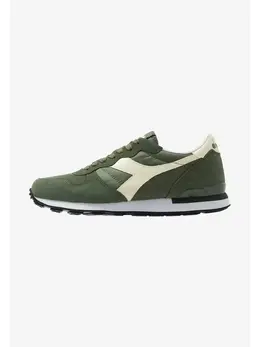 Diadora: Зелёные кроссовки 