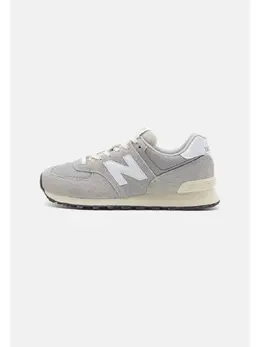 New Balance: Серые кроссовки  574