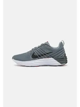 Nike: Серые кроссовки 