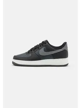 Nike: Чёрные кеды  Air Force 1