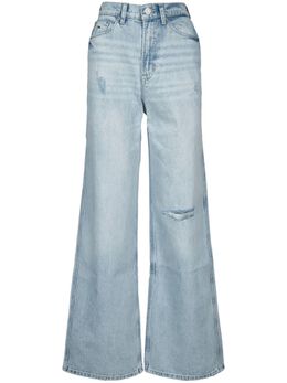 Tommy Jeans: Рваные джинсы 