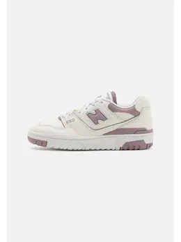 New Balance: Белые кеды  550