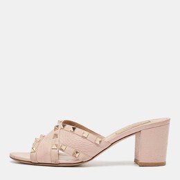 Valentino: Розовые сандалии  Rockstud