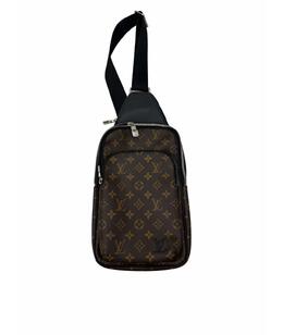 LOUIS VUITTON: Клатч 