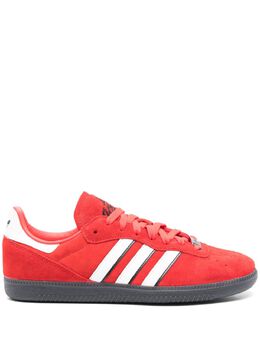 adidas: Красные кроссовки  X