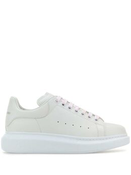 Alexander McQueen: Белые кроссовки  Oversized