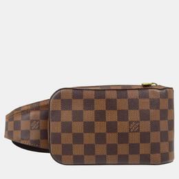 Louis Vuitton: Коричневая сумка 