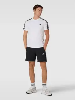 adidas: Спортивные шорты 