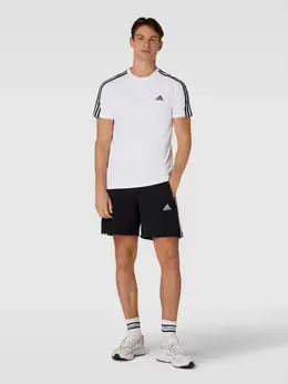 adidas: Белая футболка 