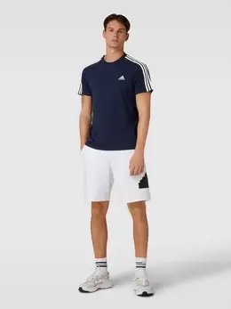 adidas: Синяя футболка 