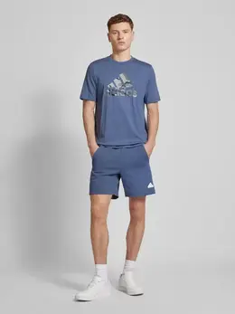 adidas: Синяя футболка 