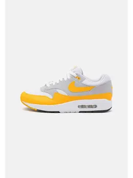 Nike: Белые кроссовки  Air Max 1