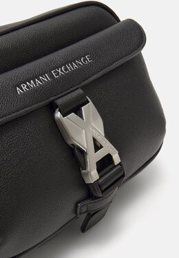 Armani Exchange: Чёрная сумка 