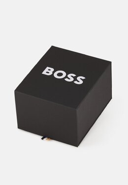 BOSS: Часы 