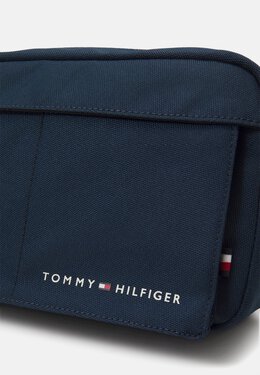 Tommy Hilfiger: Сумка 