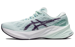 Asics: Кроссовки  Novablast