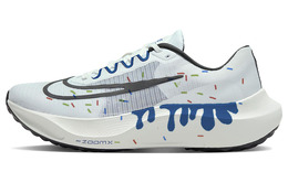 Nike: Белые кроссовки  Zoom Fly