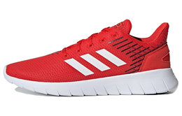 Adidas: Красные кроссовки 