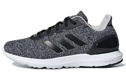 Adidas: Серые кроссовки 