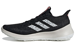Adidas: Кроссовки 