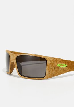 Oakley: Очки 