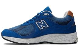 New Balance: Кроссовки  2002R