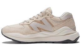 New Balance: Кроссовки  5740