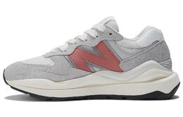 New Balance: Кроссовки  5740