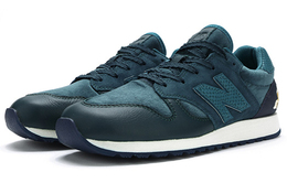 New Balance: Кроссовки  520